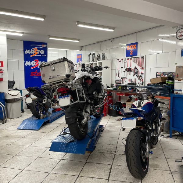 oficina parceira do clube motonic moto3 racing team